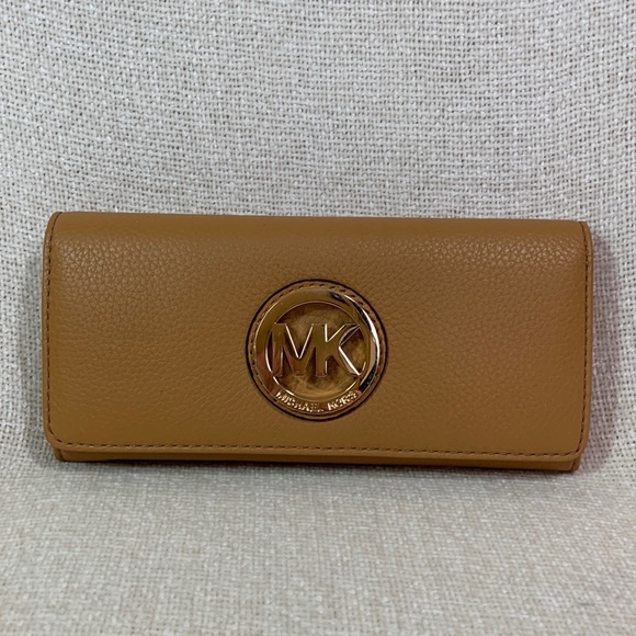 MICHAEL Michael Kors Tan Leather Fulton Wallet
